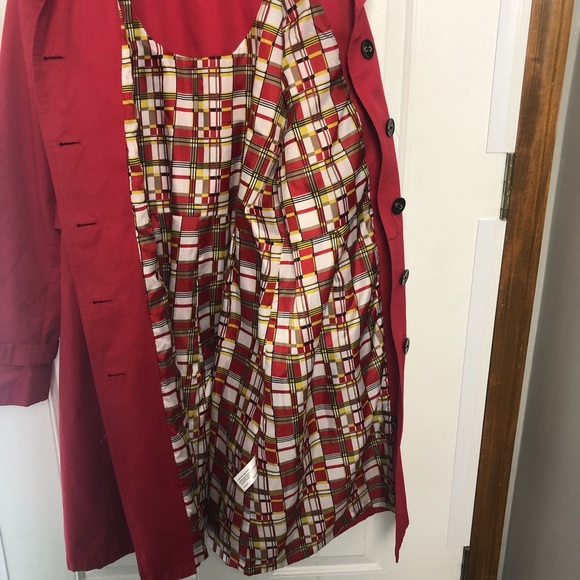Gallery Red Trench Rain Coat with Belt - Picture 9 of 11